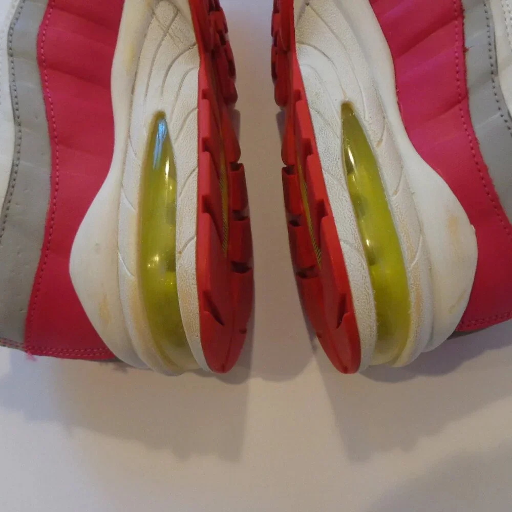 NIKE Air Max 95 Running Anthracite Volt Pink Shoes - Youth Size 6‎ - 905348 029
